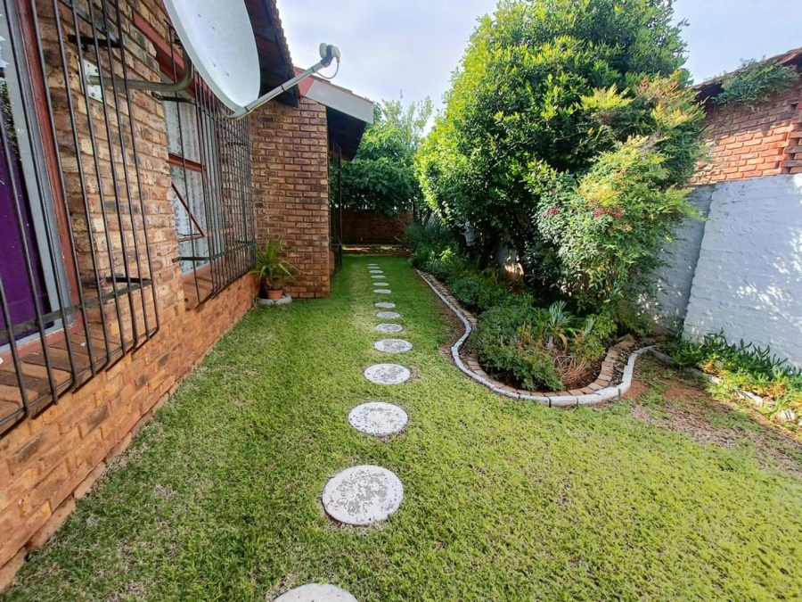 3 Bedroom Property for Sale in Heuwelsig Free State